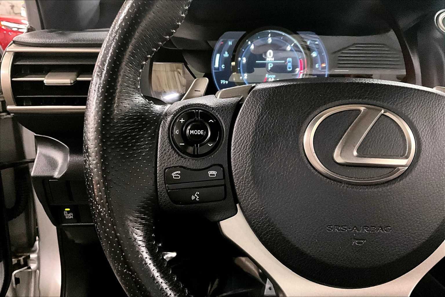 Used 2014 Silver Lining Metallic Lexus  image 24