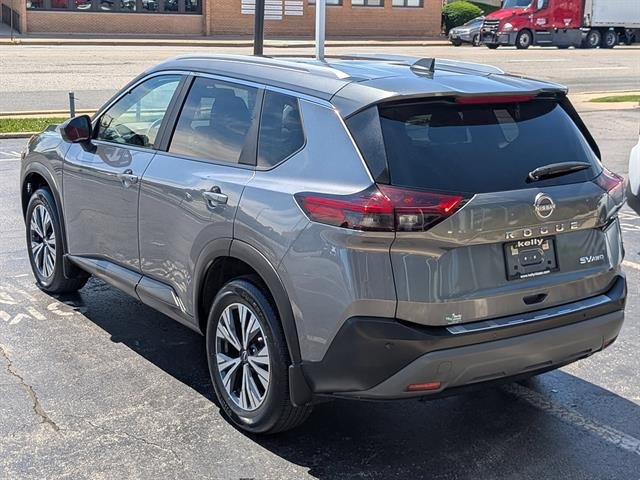Used 2023 Gun Metallic Nissan SV image 7