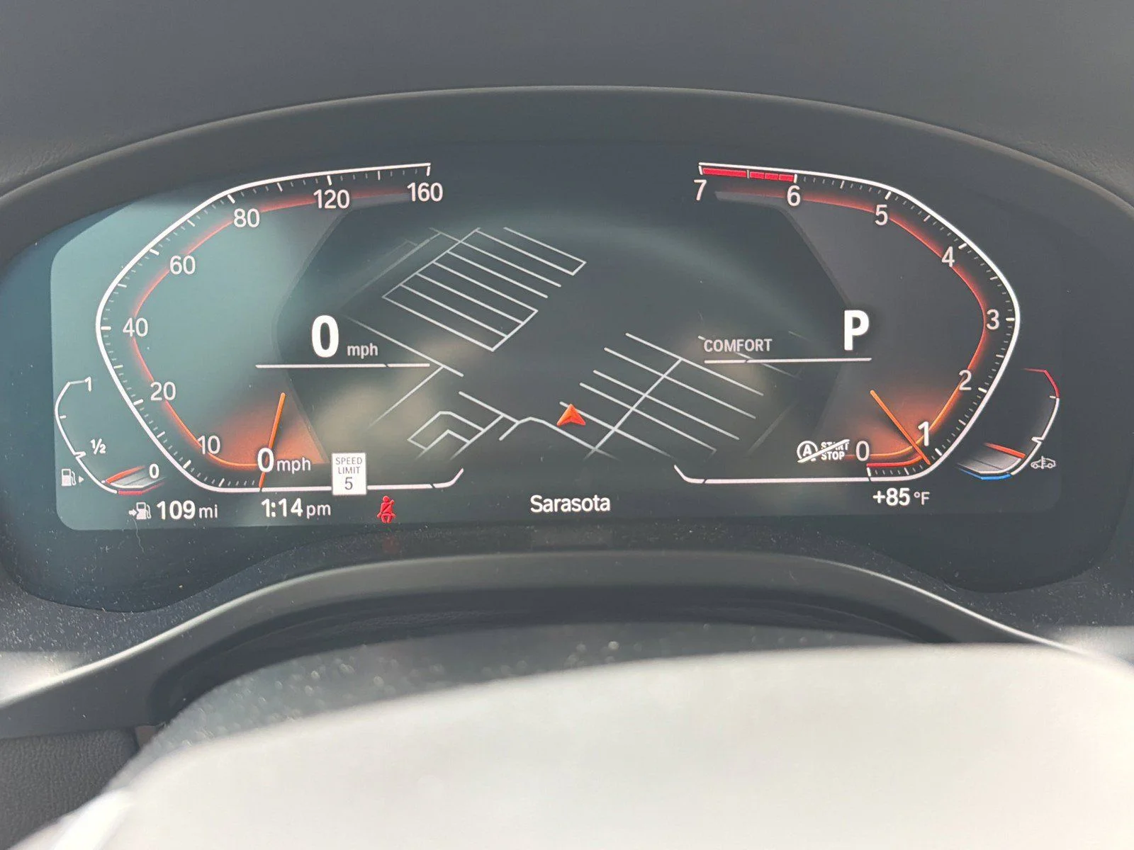 Used 2022 Alpine White BMW sDrive30i image 36