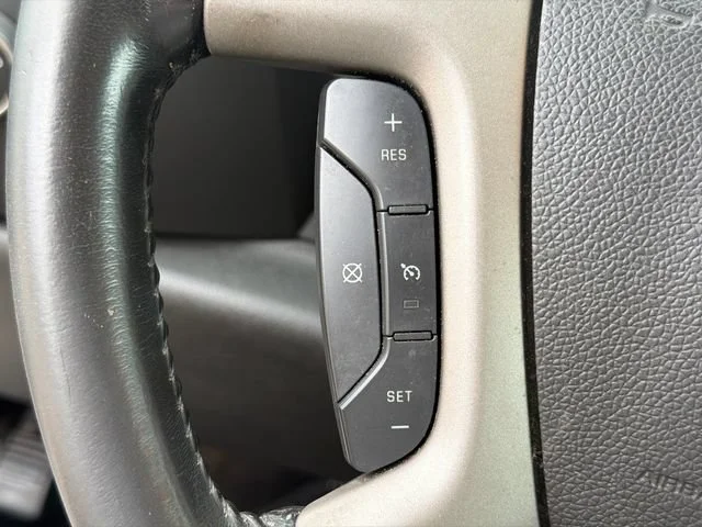 Used 2013 SUMMIT WHITE Chevrolet LT image 24