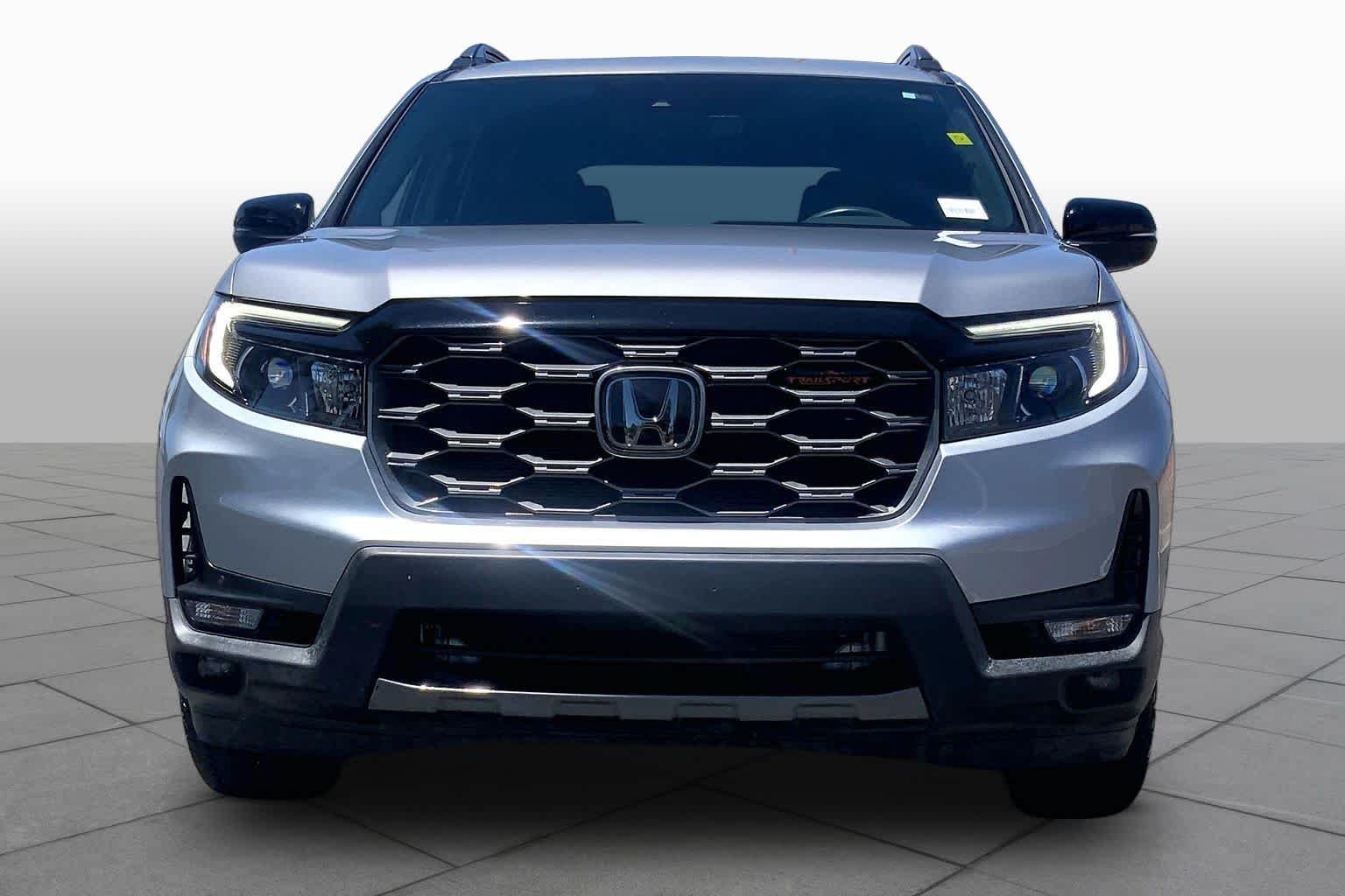 Used 2024 Lunar Silver Metallic Honda TrailSport image 4