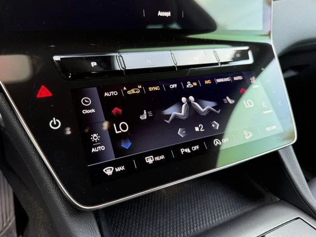 New 2025 Grigio Lava Metallic Maserati ~ GRIGIO LAVA / NERO image 36