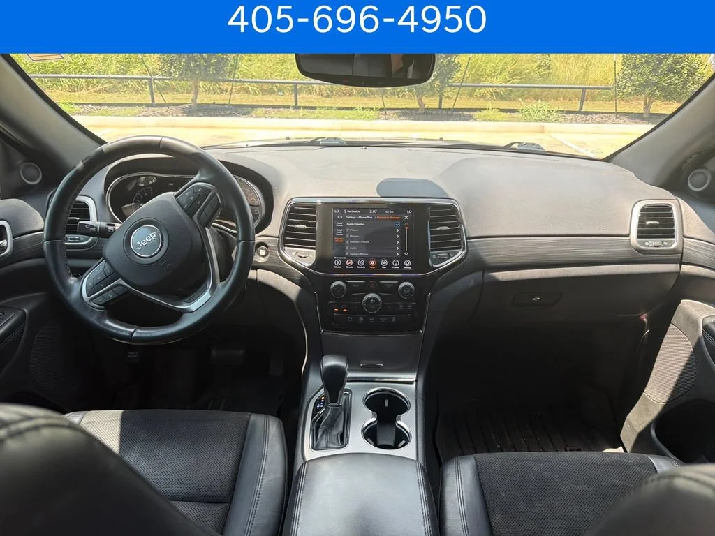Pre-Owned 2022 Jeep Grand Cherokee WK Laredo X