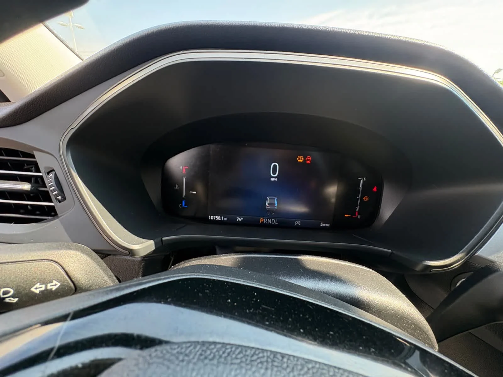 Used 2025 Space Silver Ford Active image 17