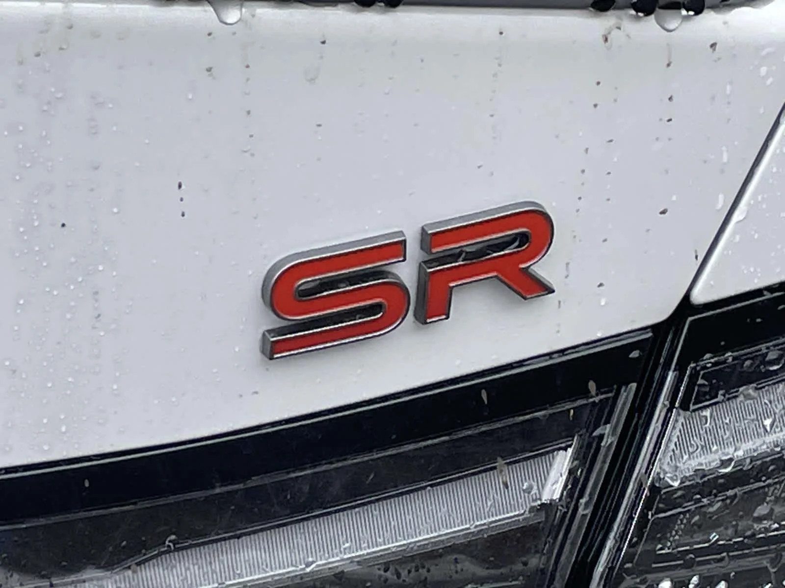 New 2026 Aspen White Tricoat/Super Black Nissan SR image 11