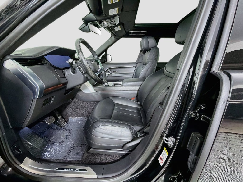 Used 2025 Black Land Rover Autobiography image 22