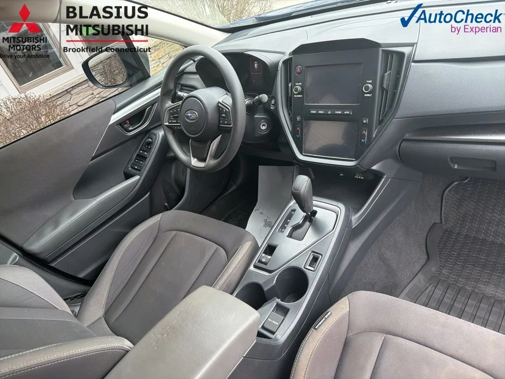 Used 2024 Blue Subaru Base image 30