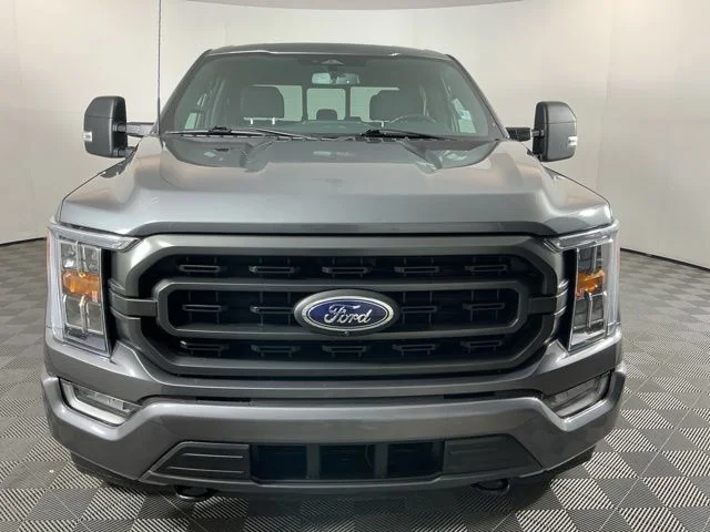 Used 2023 Gray Ford XLT image 2