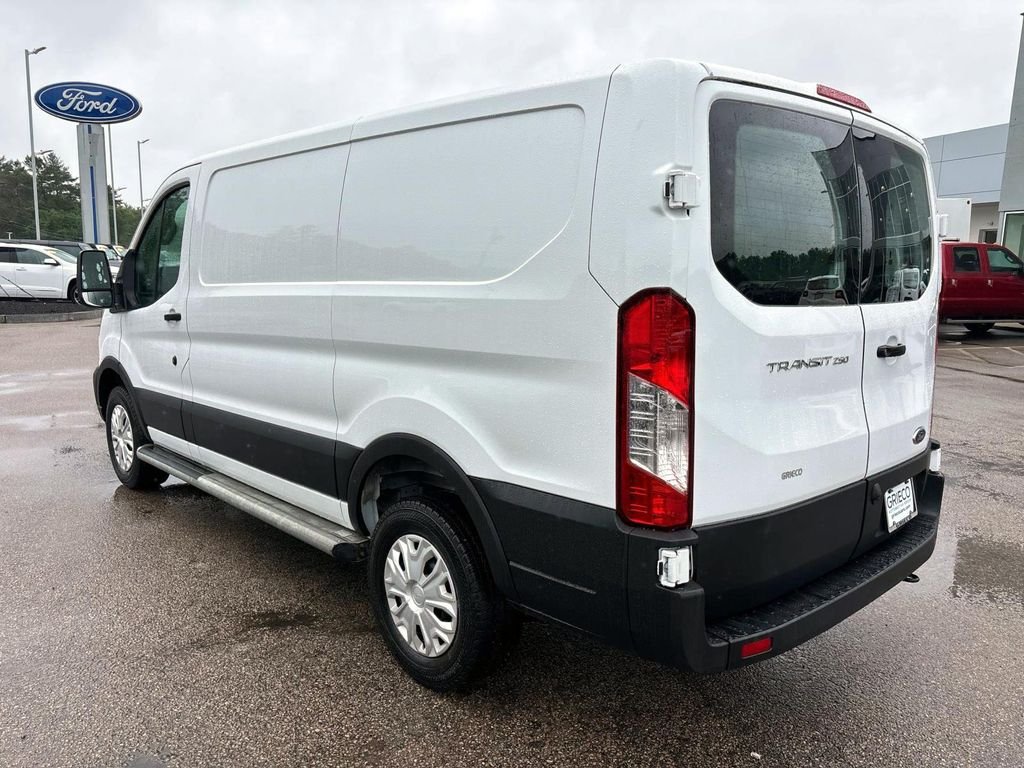 Used 2025 White Ford  image 5