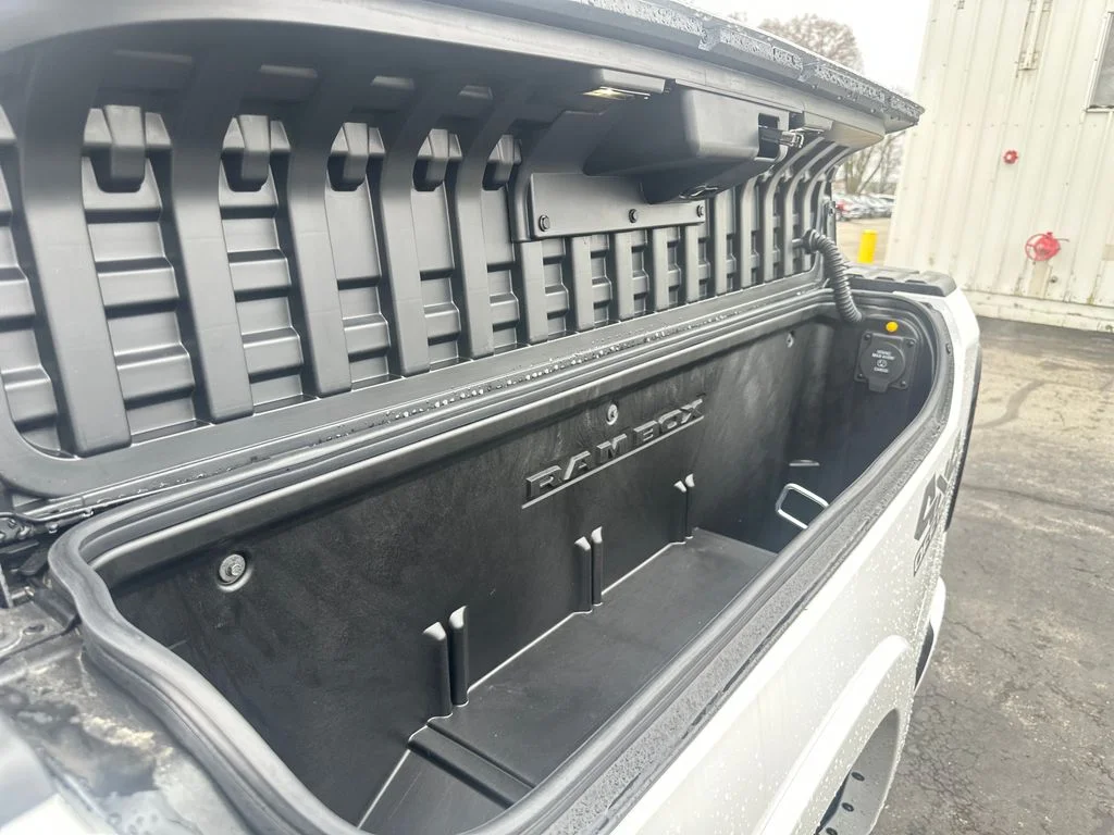 2026 RAM 1500 Laramie - Photo 28
