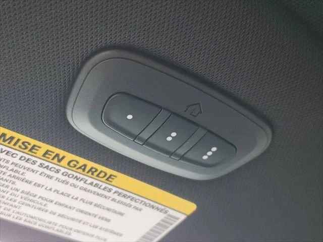 2026 Chrysler Pacifica Select - Photo 25
