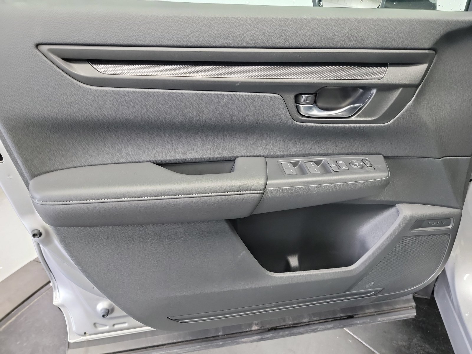 2026 Honda CR-V LX - Photo 13