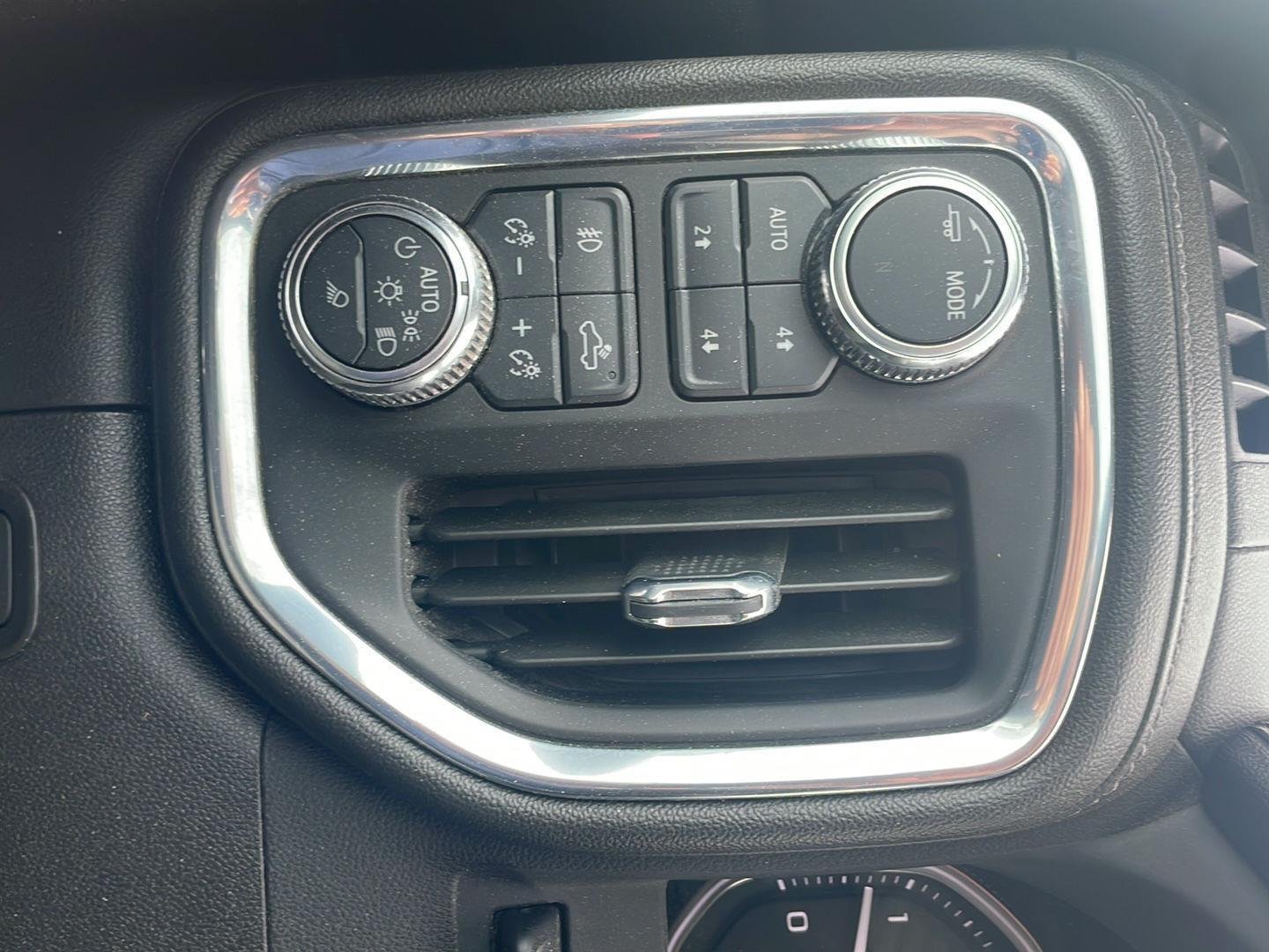 Used 2023 Ebony Twilight Metallic GMC Denali image 6