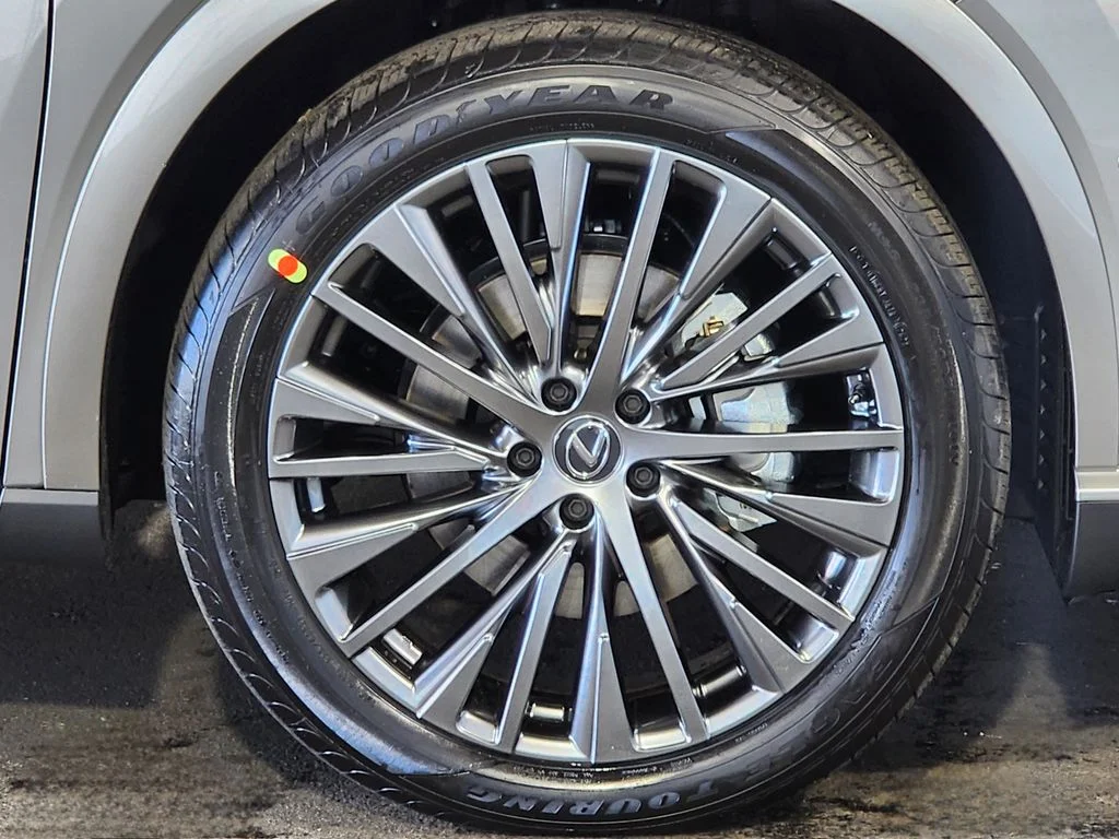 New 2026 Silver Lexus 450h+ Premium image 5