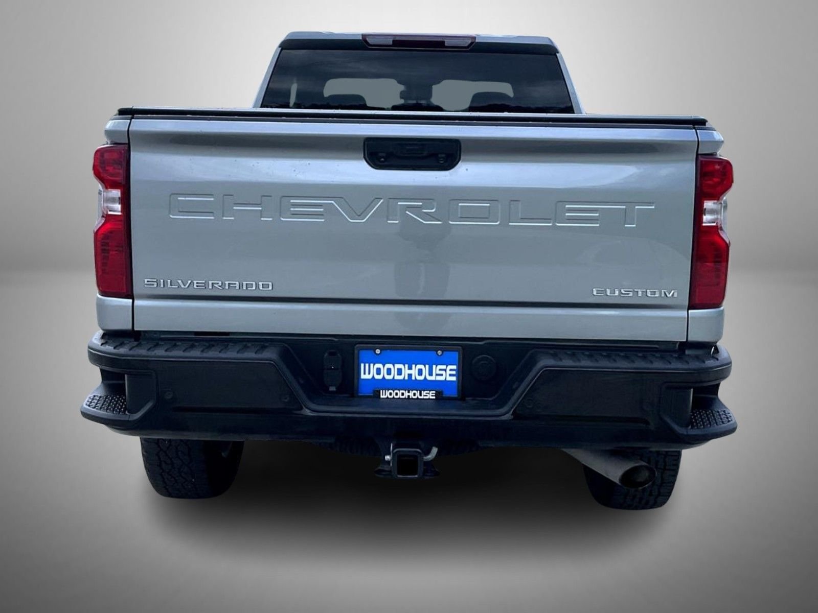 Used 2024 Gray Chevrolet Custom image 6