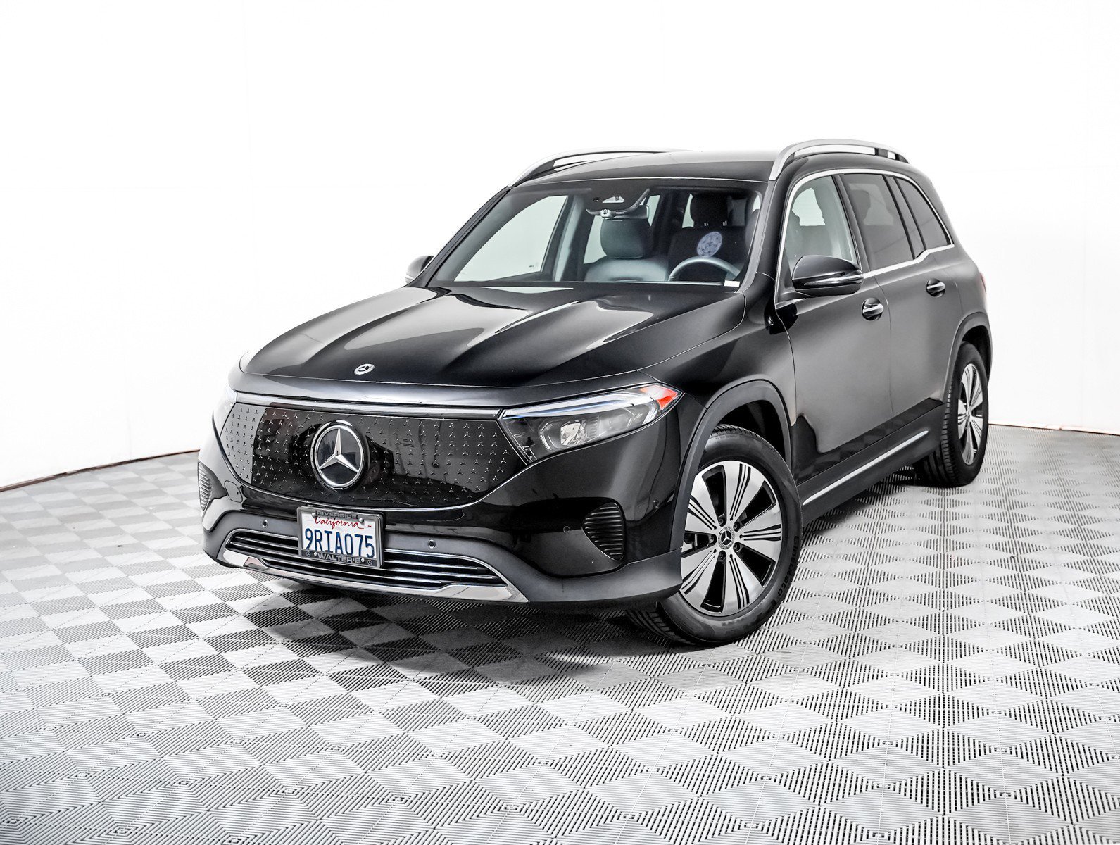 2024 Mercedes-Benz EQB EQB 250+'s photo