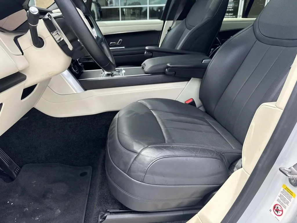 Certified Used 2023 White Land Rover SE image 16