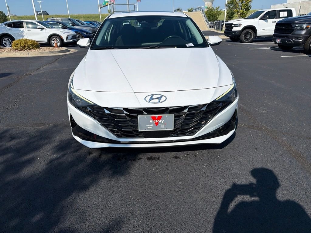 Used 2021 Hyundai Elantra SEL with VIN 5NPLN4AG1MH021773 for sale in Kansas City