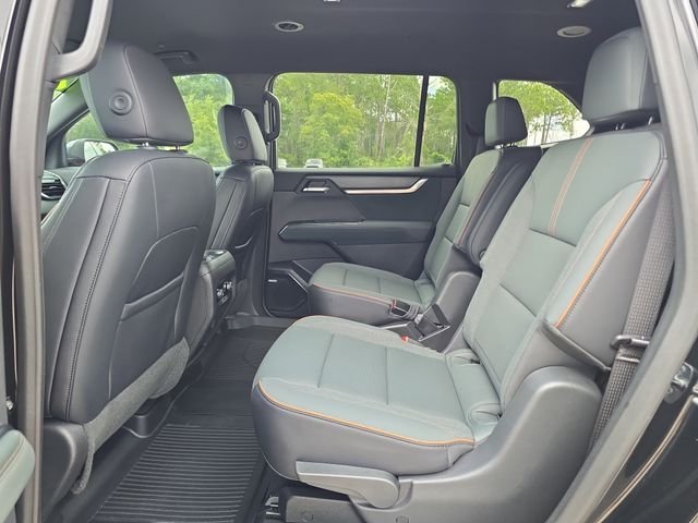 2024 GMC Acadia AT4 - Photo 13