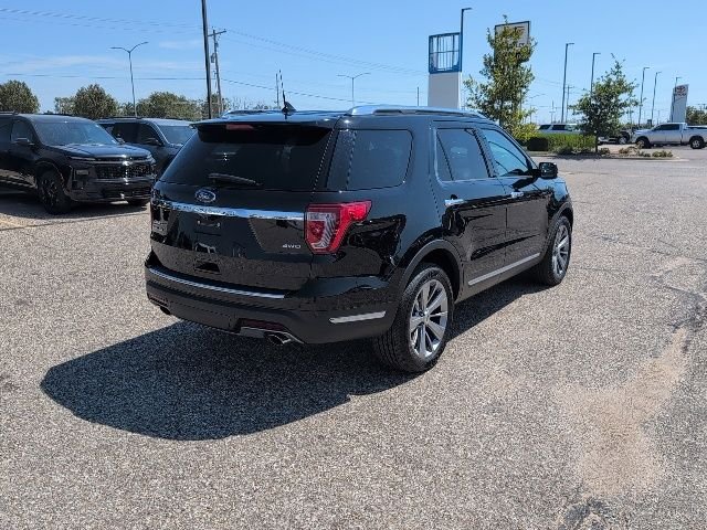 Used 2018 Shadow Black Ford Limited image 18