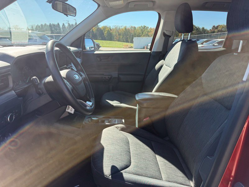 Used 2023 Red Ford XLT image 3