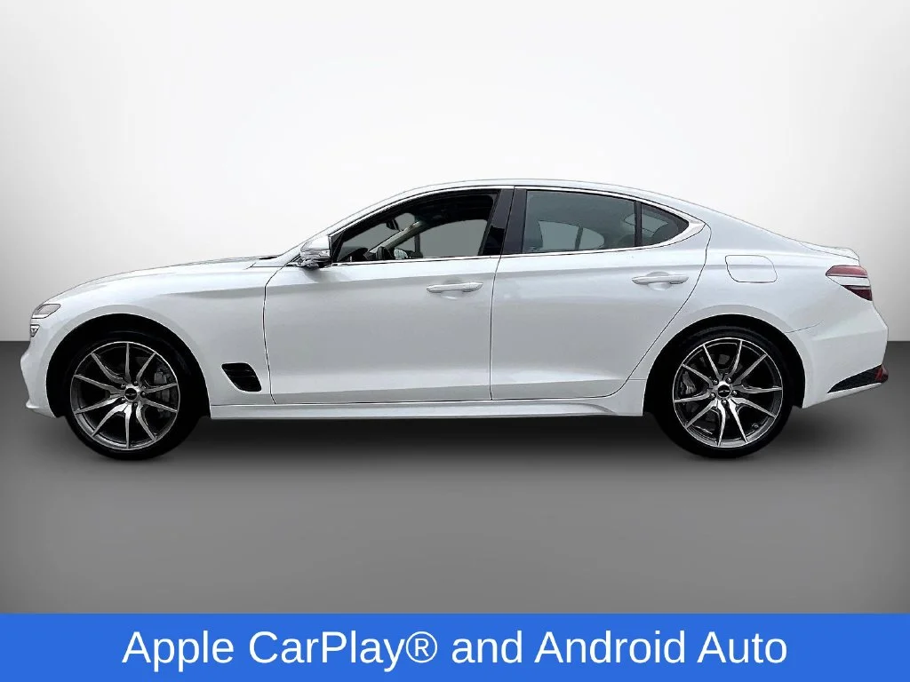 Used 2026 White Genesis 2.5T Prestige image 4