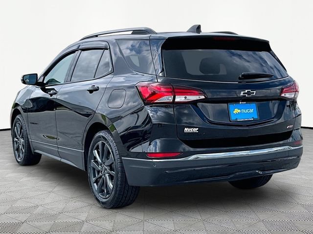 Used 2023 MOSAIC BLACK METALLIC Chevrolet RS image 4