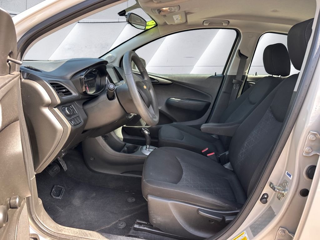 Used 2019 Beige Chevrolet LS image 7