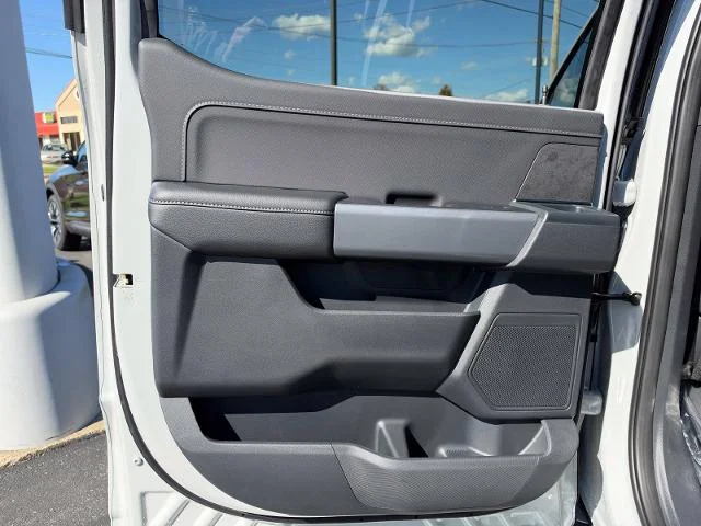 New 2026 Avalanche Ford XLT image 37