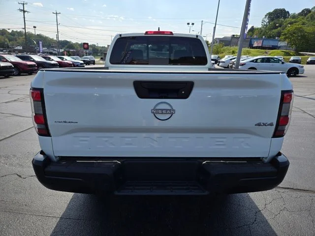 Used 2025 White Nissan S image 7