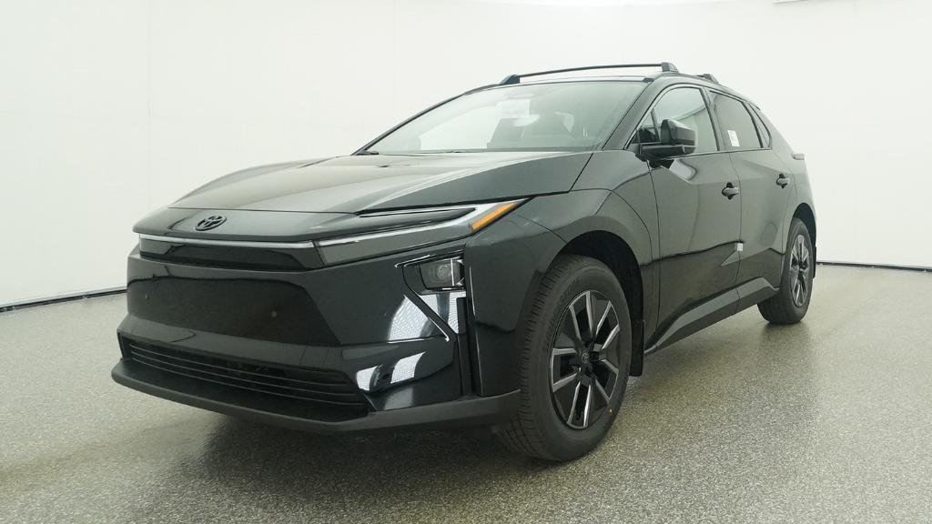 New 2026 Midnight Black Metallic Toyota XLE image 38