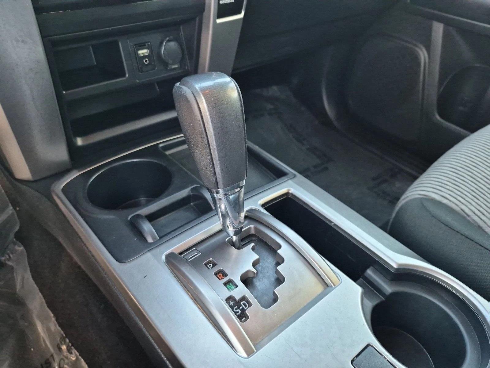 Used 2019 Classic Silver Metallic Toyota SR5 image 12