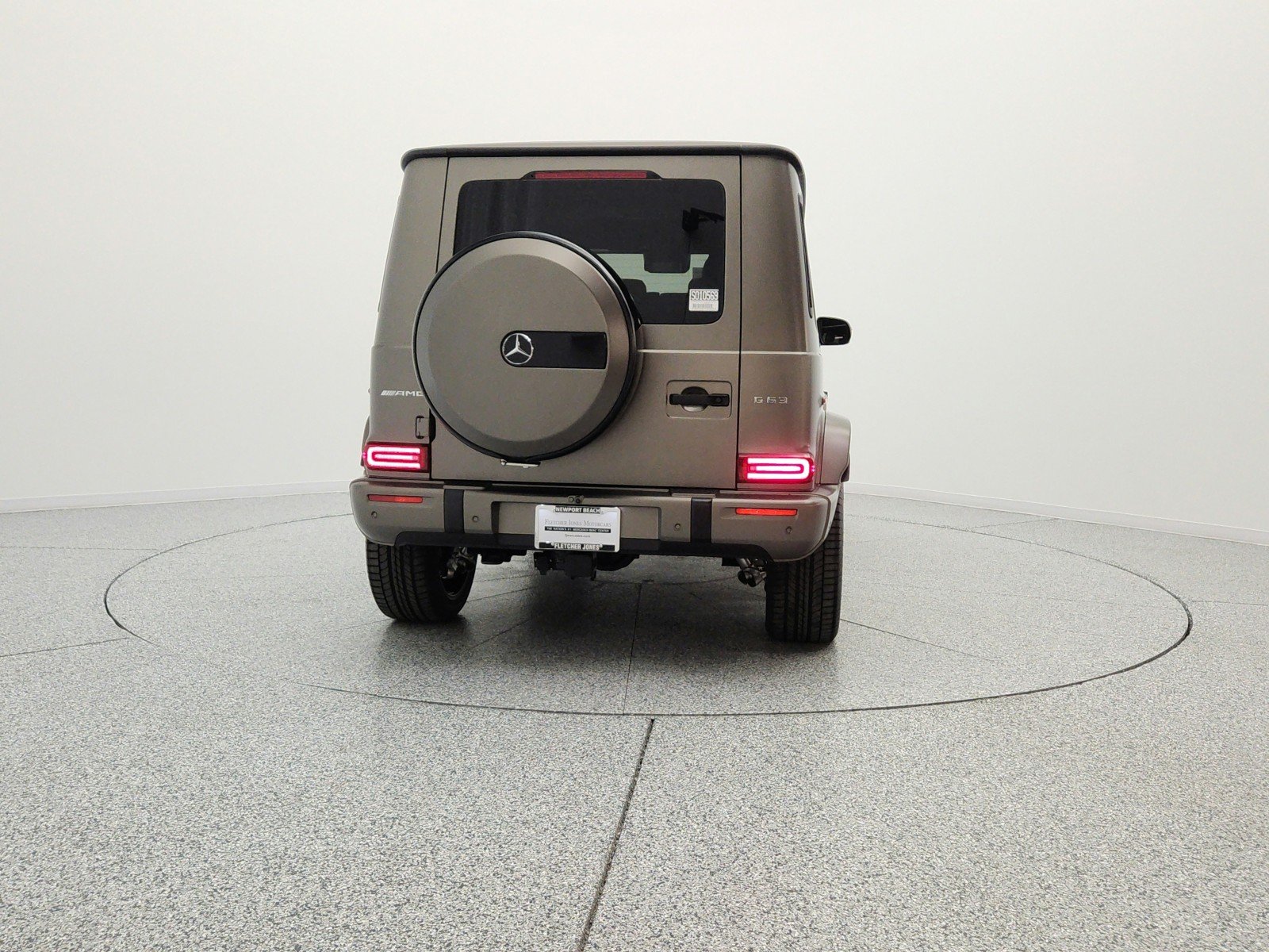 New 2026 MANUFAKTUR Monza Grey Magno Mercedes-Benz AMG® G 63 SUV image 6