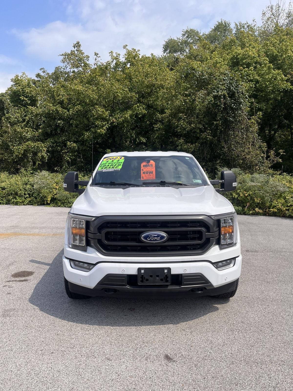 Used 2023 Oxford White Ford XLT image 3