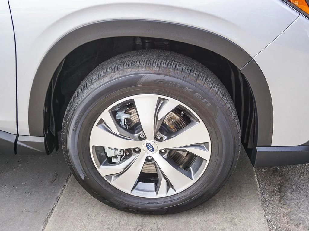 Used 2025 Silver Subaru Premium image 9