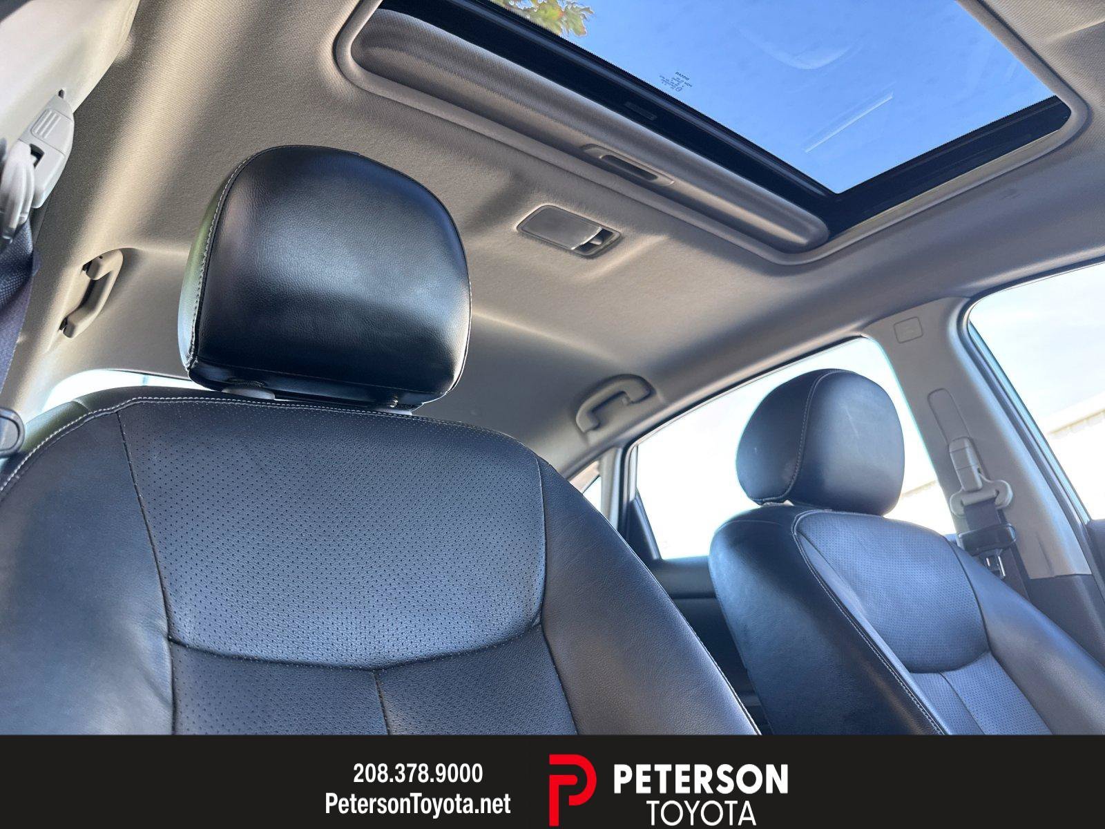 Used 2014 Silver Nissan SL image 15