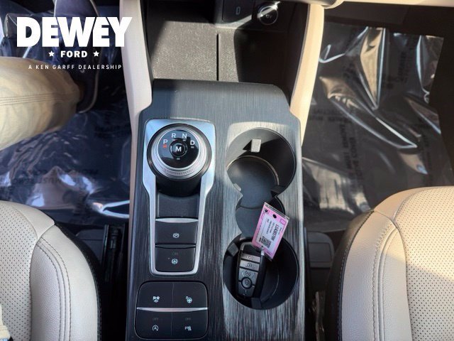 Used 2020 Magnetic Ford Titanium image 22