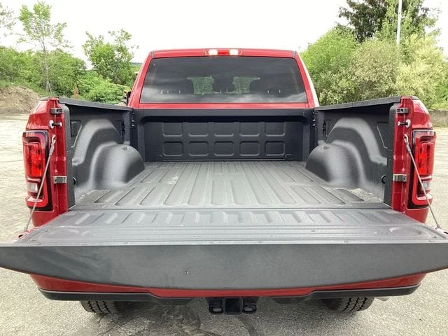 New 2026 Molten Red Ram BIG HORN CREW CAB 4X4 6