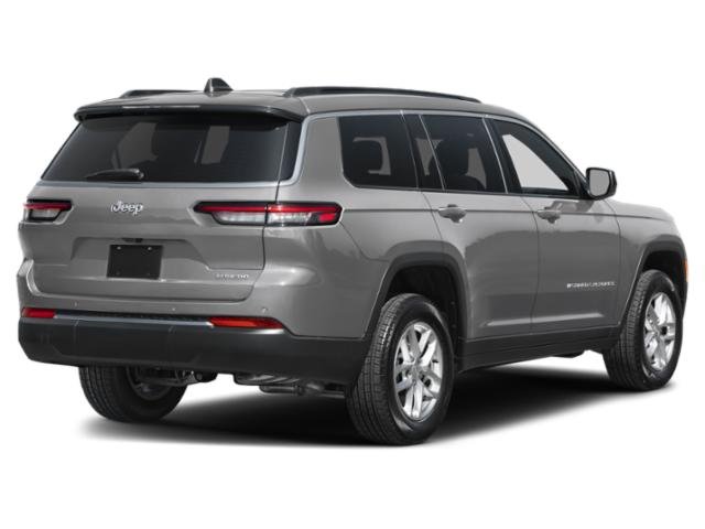 New 2027 Sting-Gray Clearcoat Jeep Laredo image 3