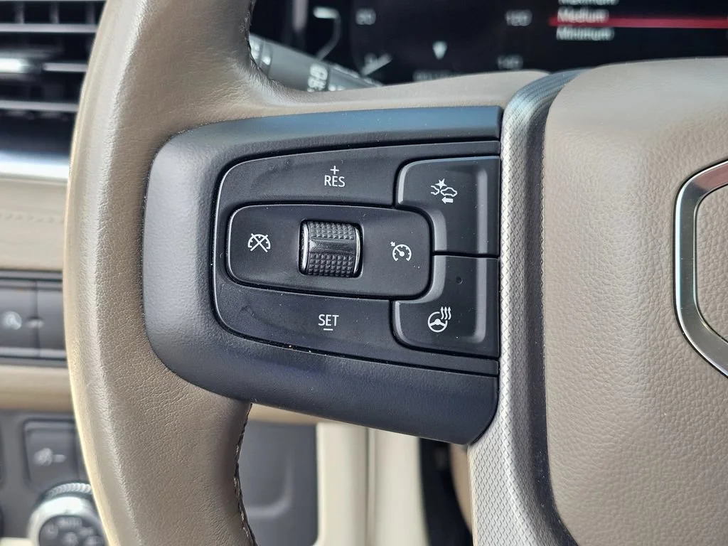 Used 2023 Onyx Black GMC Denali image 23