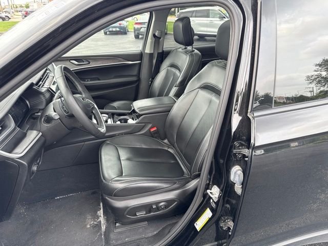 Certified Used 2023 Black Jeep Limited image 8