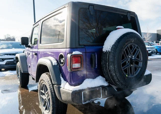 New 2026 Reign Exterior Paint Jeep Sport S image 7