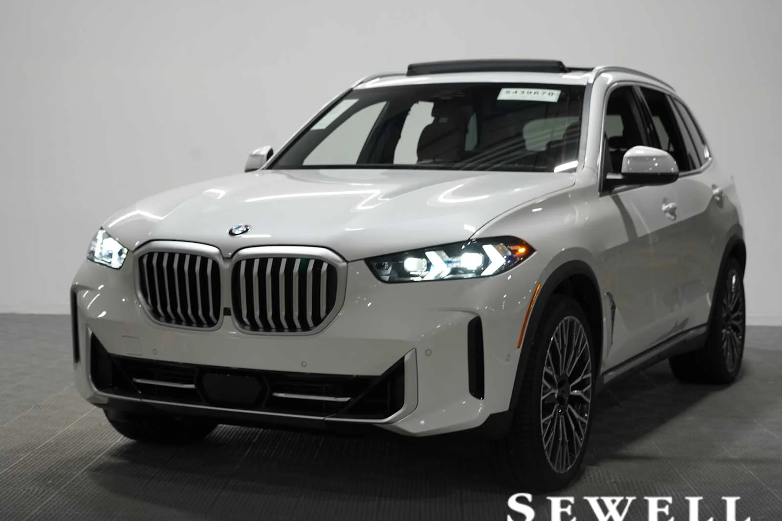 New 2026 BMW X5 xDrive40i
