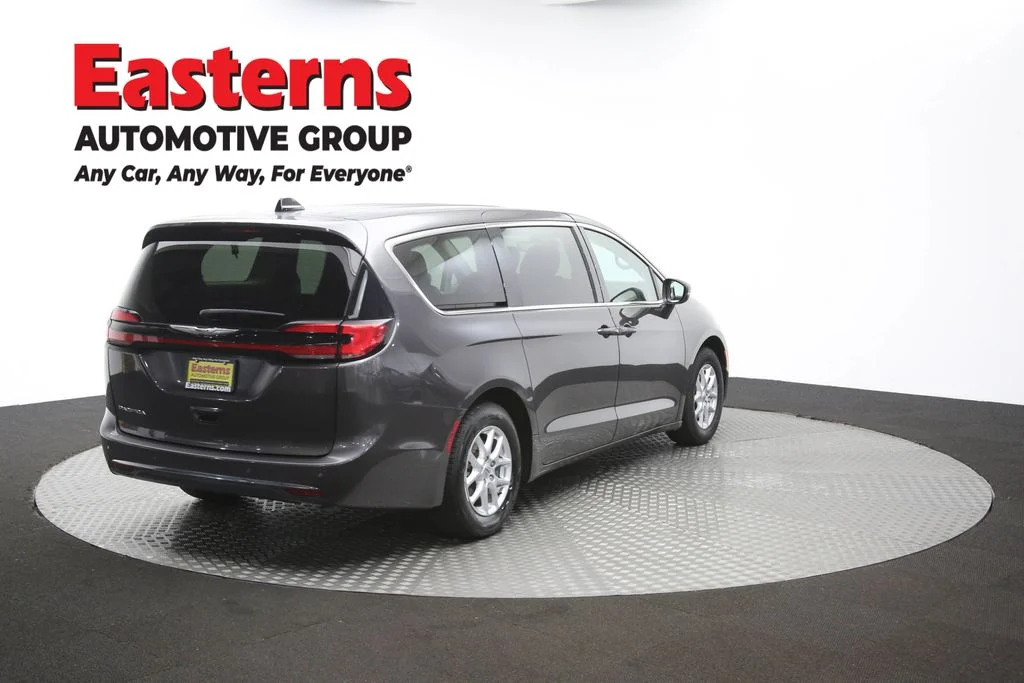 Used 2023 Gray Chrysler Touring L image 41