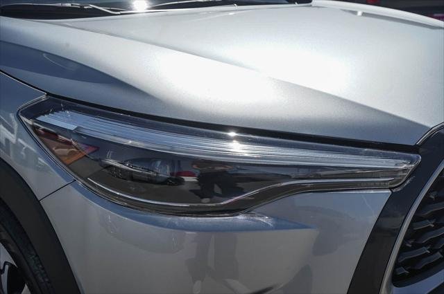 Certified Used 2025 SONIC SILVER Toyota  image 10