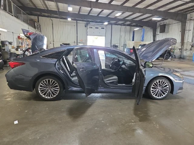 Used 2019 Gray Toyota Limited image 40
