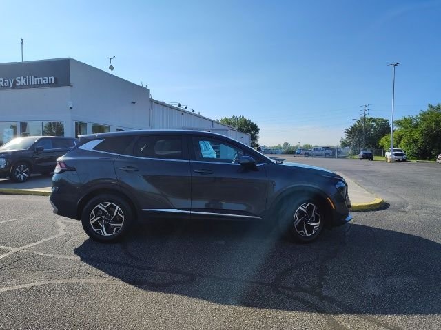Used 2024 Gray Kia LX image 8