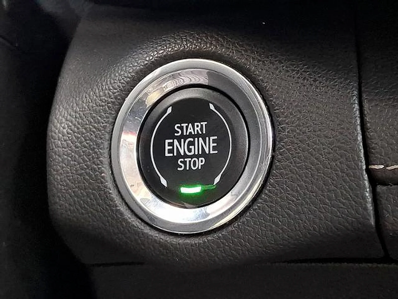 Used 2023 Summit White Buick Preferred AWD image 24