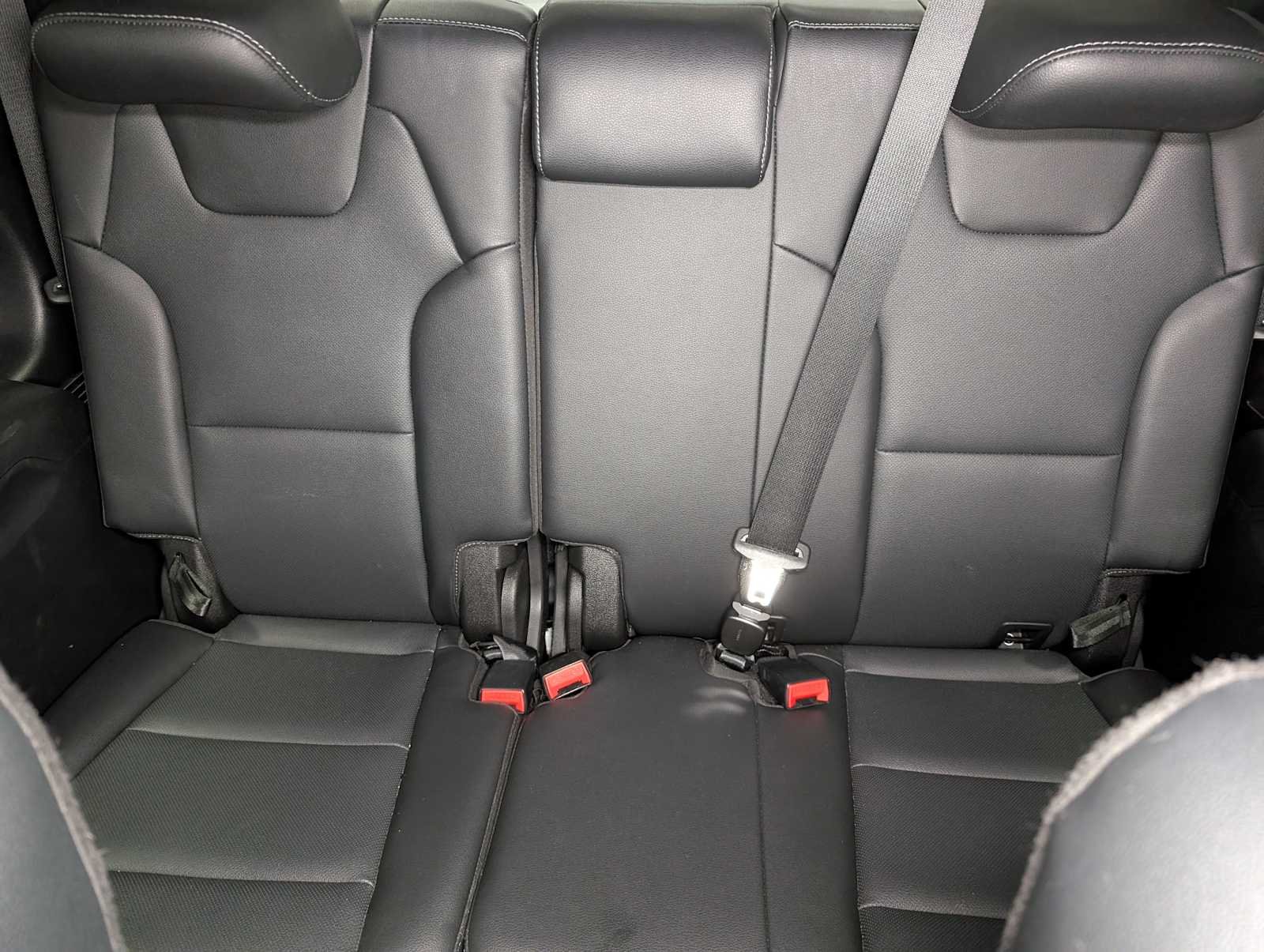 Used 2023 Everlasting Silver Kia EX X-Line image 24
