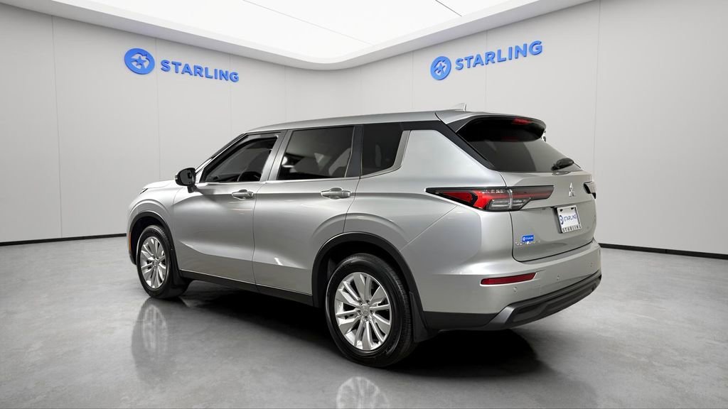 Used 2025 Silver Mitsubishi ES 2.5 2WD image 5
